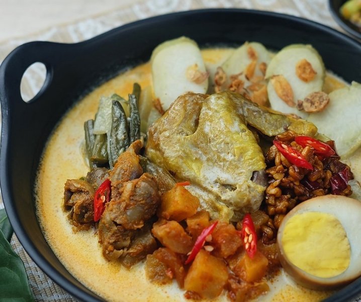 5 Ragam Lontong Sayur di Indonesia