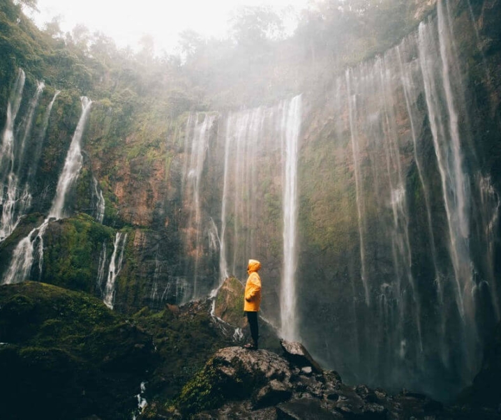 Memotret 5 Air Terjun Indah di Indonesia