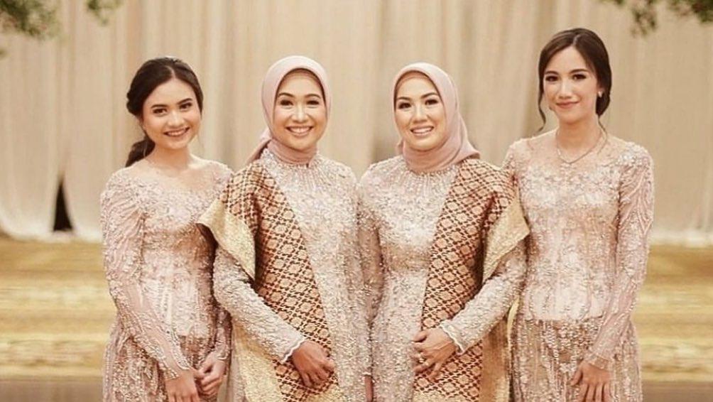 kebaya-cokelat-muda