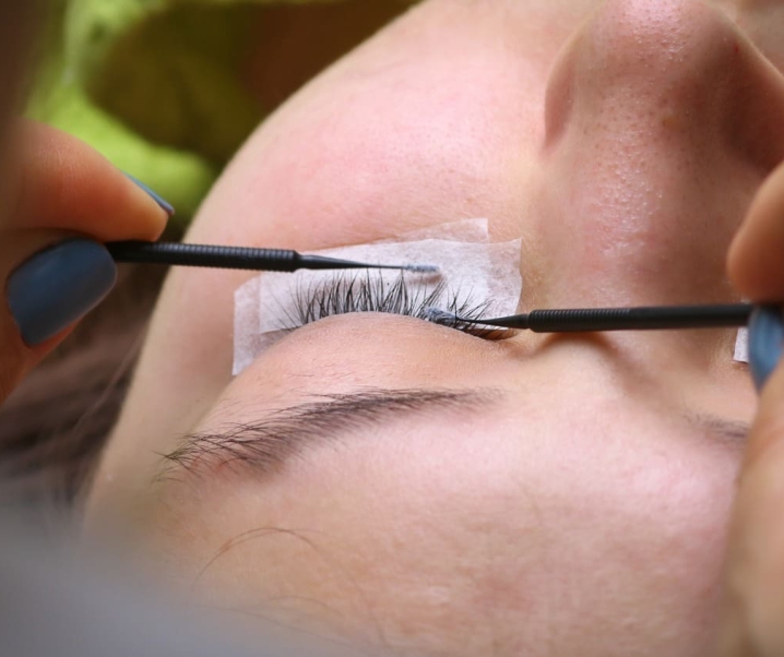 Apa Itu Lash Lift? Ini Manfaatnya