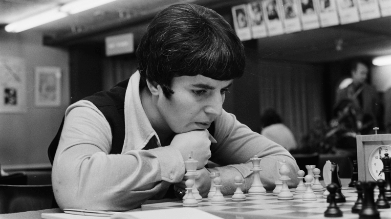 Nona Gaprindashvili-grandmaster-wanita-pertama